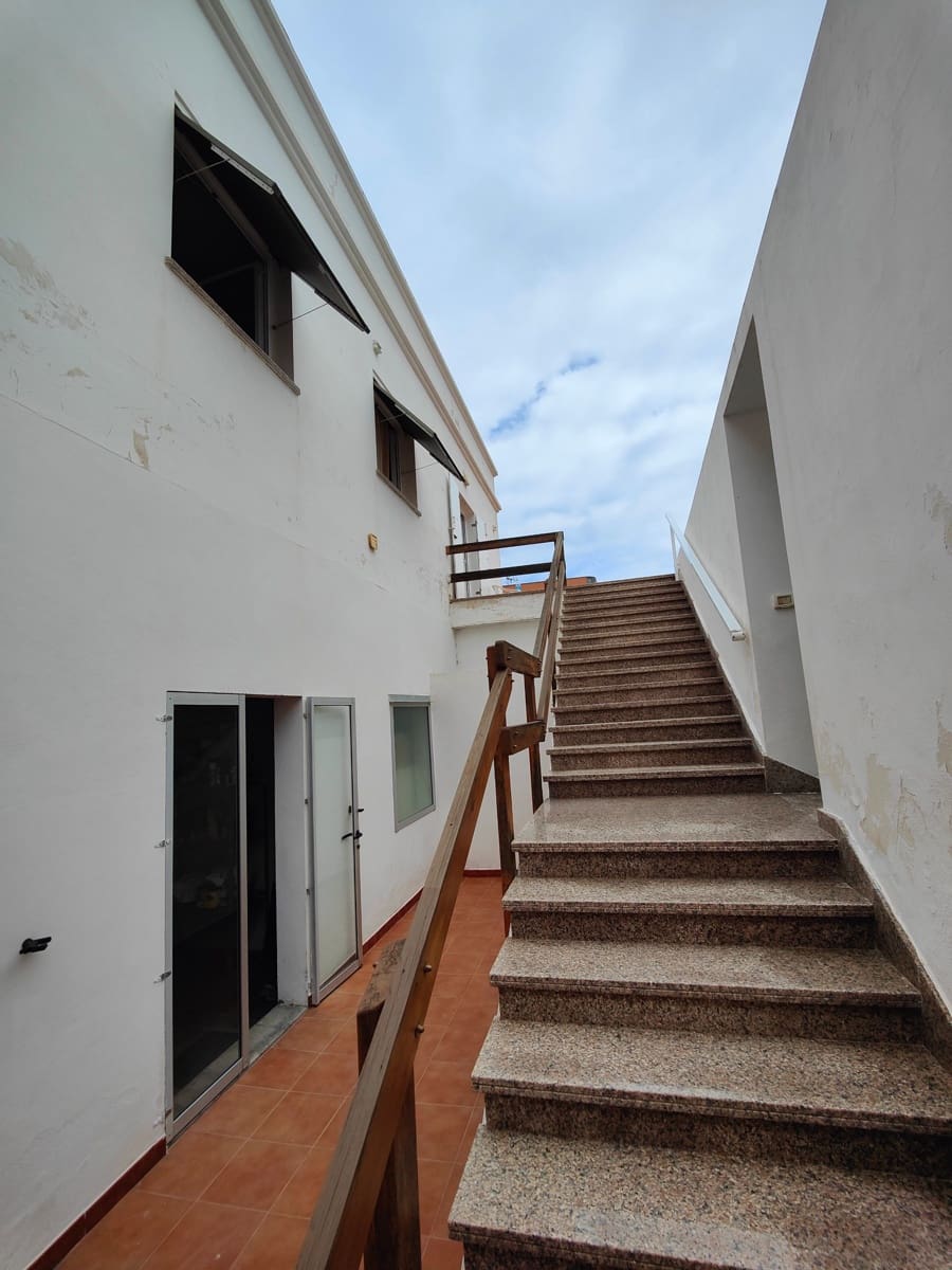 2 soveværelse Byhus til salg i Los Silos med garage - € 295.000 (Ref: 7201881)