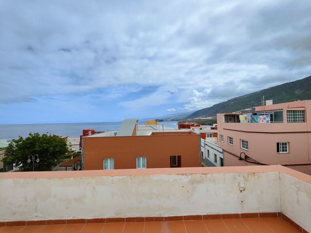 2 bedroom Townhouse for sale in Los Silos with garage - € 295,000 (Ref: 7201881)