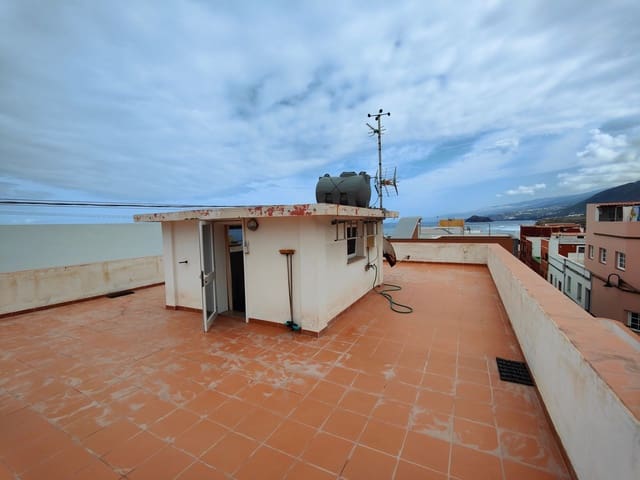 2 bedroom Townhouse for sale in Los Silos with garage - € 295,000 (Ref: 7201881)