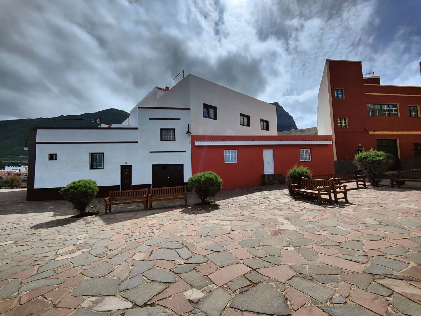 2 soveværelse Byhus til salg i Los Silos med garage - € 295.000 (Ref: 7201881)