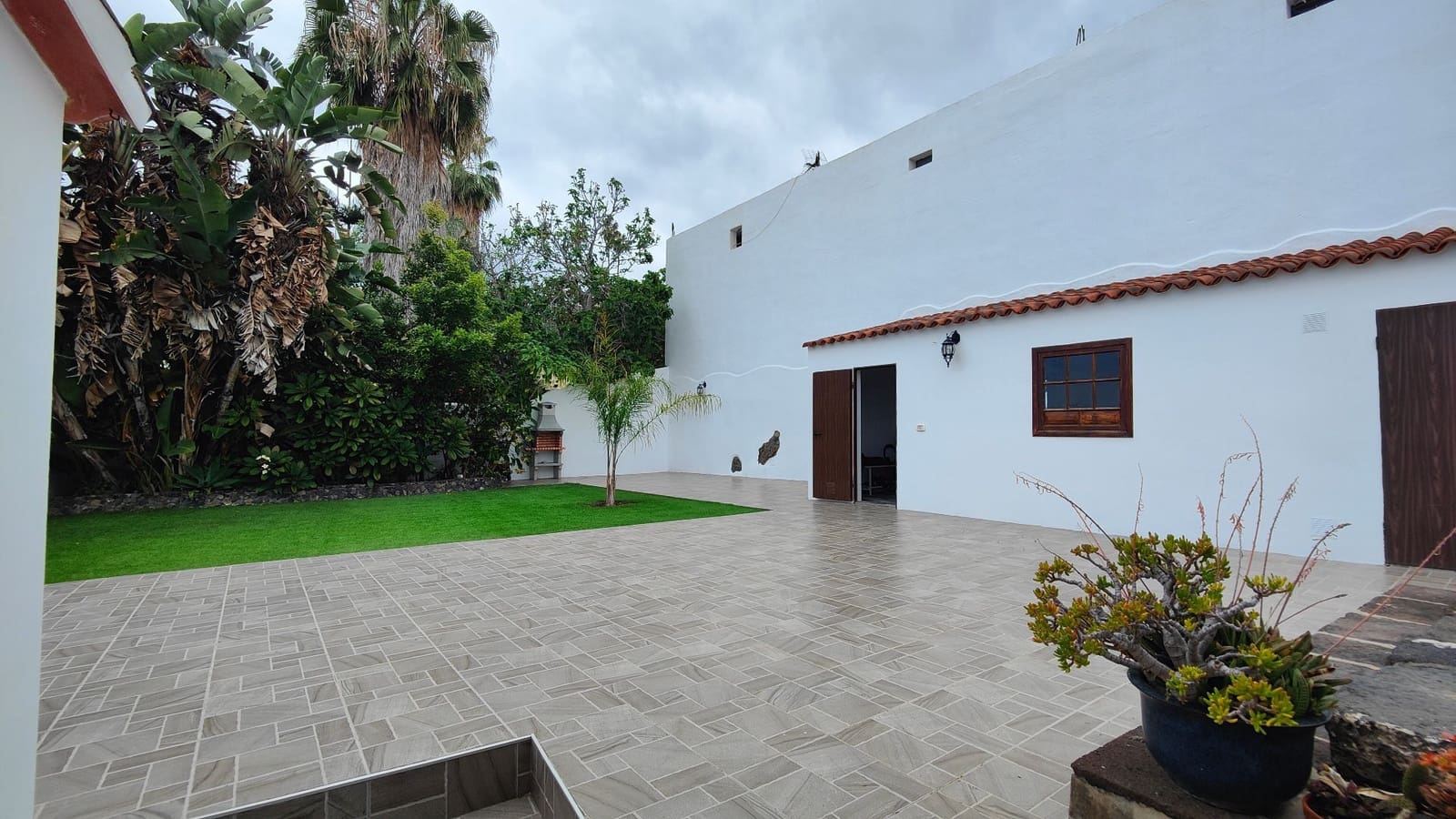 6 soveværelse Villa til salg i Icod de los Vinos med swimmingpool - € 685.000 (Ref: 8376854)