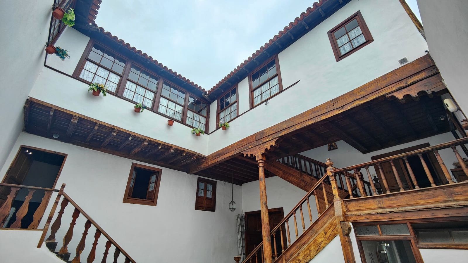 6 soveværelse Villa til salg i Icod de los Vinos med swimmingpool - € 685.000 (Ref: 8376854)