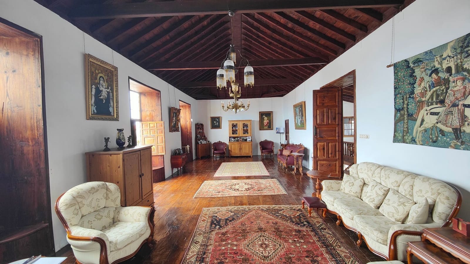 6 soveværelse Villa til salg i Icod de los Vinos med swimmingpool - € 685.000 (Ref: 8376854)