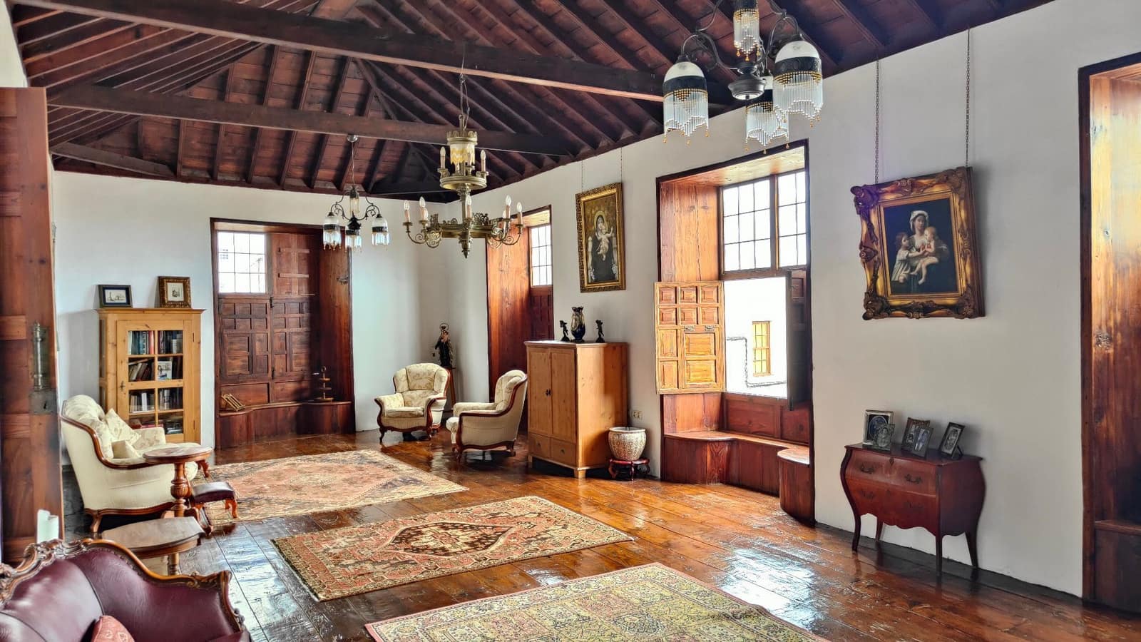 6 soveværelse Villa til salg i Icod de los Vinos med swimmingpool - € 685.000 (Ref: 8376854)