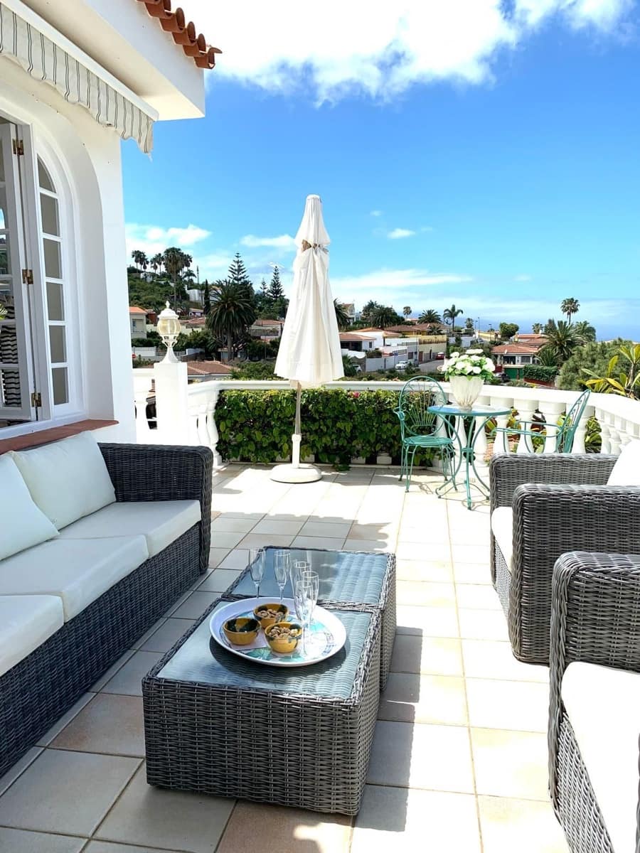 3 Zimmer Villa zu verkaufen in El Sauzal mit Pool Garage - 669.000 € (Ref: 9895813)
