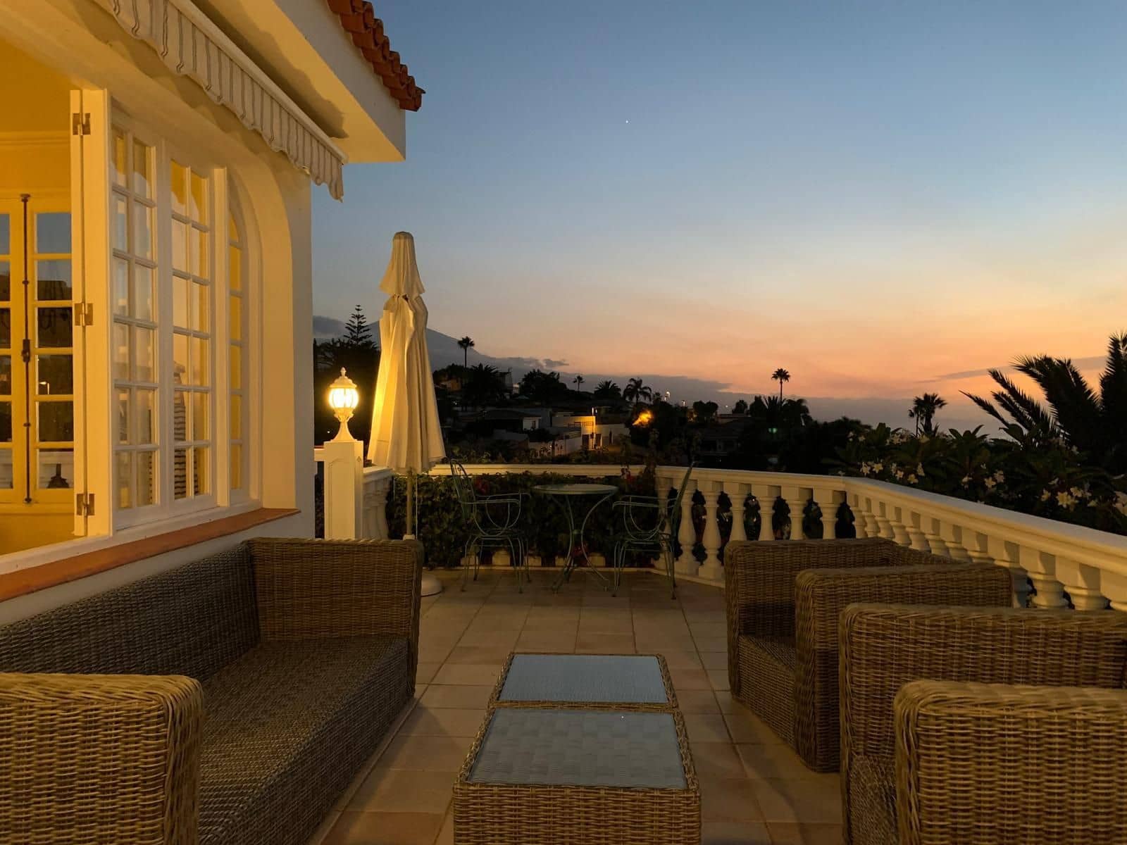 3 Zimmer Villa zu verkaufen in El Sauzal mit Pool Garage - 669.000 € (Ref: 9895813)