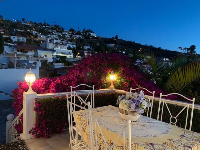 3 bedroom Villa for sale in El Sauzal with pool garage - € 669,000 (Ref: 9895813)
