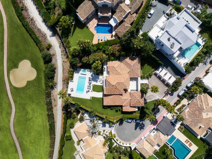 5 soveværelse Villa til salg i Nueva Andalucia med swimmingpool garage - € 5.695.000 (Ref: 8464257)