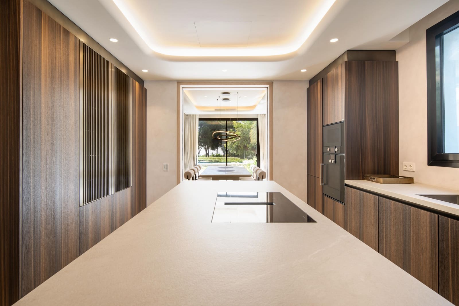 5 slaapkamer Villa te koop in Marbella met zwembad garage - € 12.950.000 (Ref: 8464259)