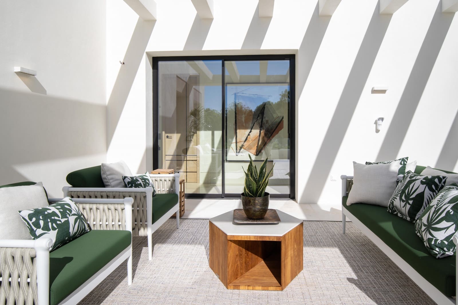 5 slaapkamer Villa te koop in Marbella met zwembad garage - € 12.950.000 (Ref: 8464259)