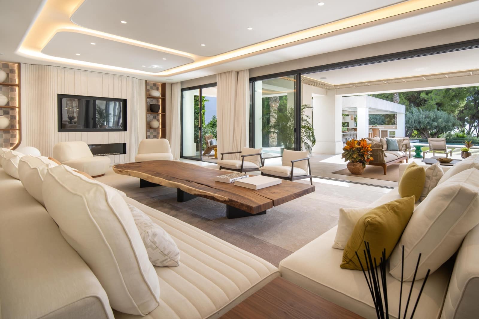 5 slaapkamer Villa te koop in Marbella met zwembad garage - € 12.950.000 (Ref: 8464259)