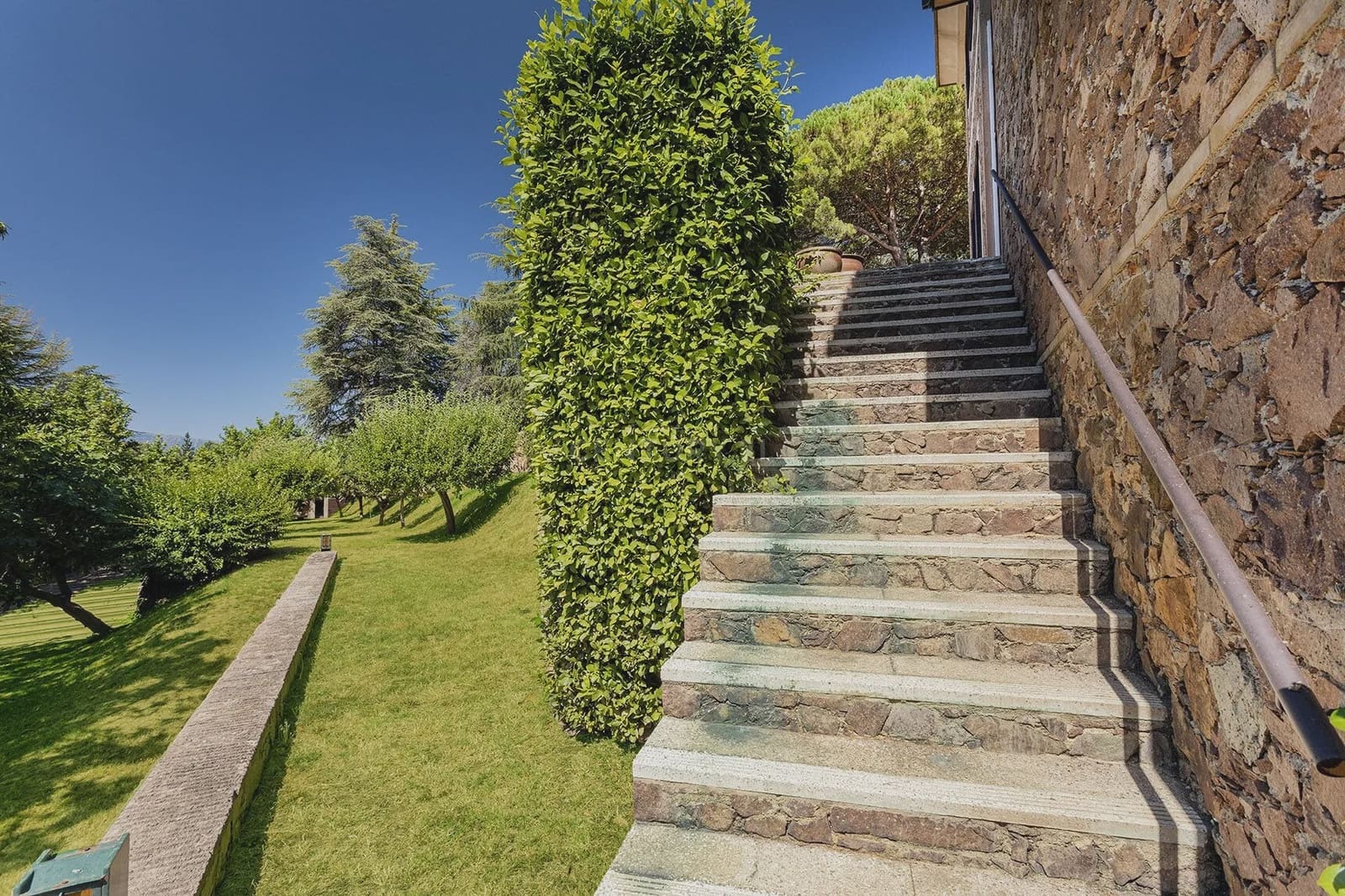 7 soveværelse Finca/Landehus til salg i Sant Hilari Sacalm med swimmingpool garage - € 1.350.000 (Ref: 8464261)