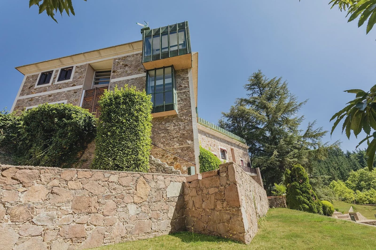 7 soveværelse Finca/Landehus til salg i Sant Hilari Sacalm med swimmingpool garage - € 1.350.000 (Ref: 8464261)