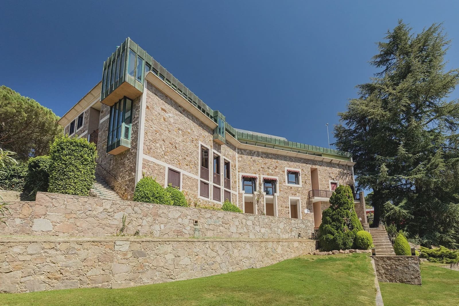 7 soveværelse Finca/Landehus til salg i Sant Hilari Sacalm med swimmingpool garage - € 1.350.000 (Ref: 8464261)