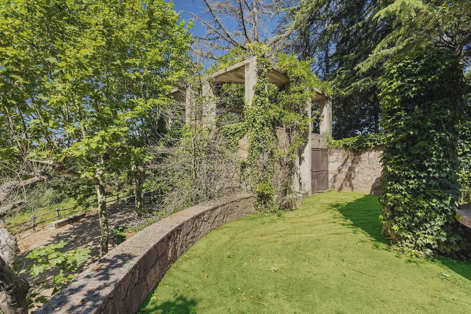 7 soveværelse Finca/Landehus til salg i Sant Hilari Sacalm med swimmingpool garage - € 1.350.000 (Ref: 8464261)