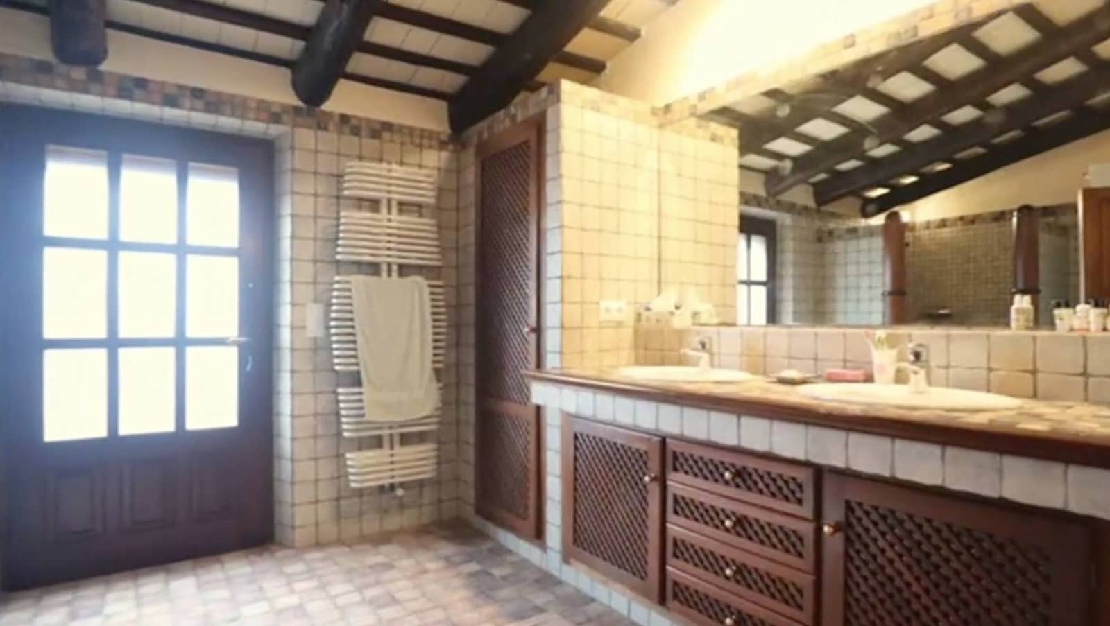 4 soveværelse Lejlighed til salg i Santa Cristina d'Aro med swimmingpool garage - € 975.000 (Ref: 8464262)