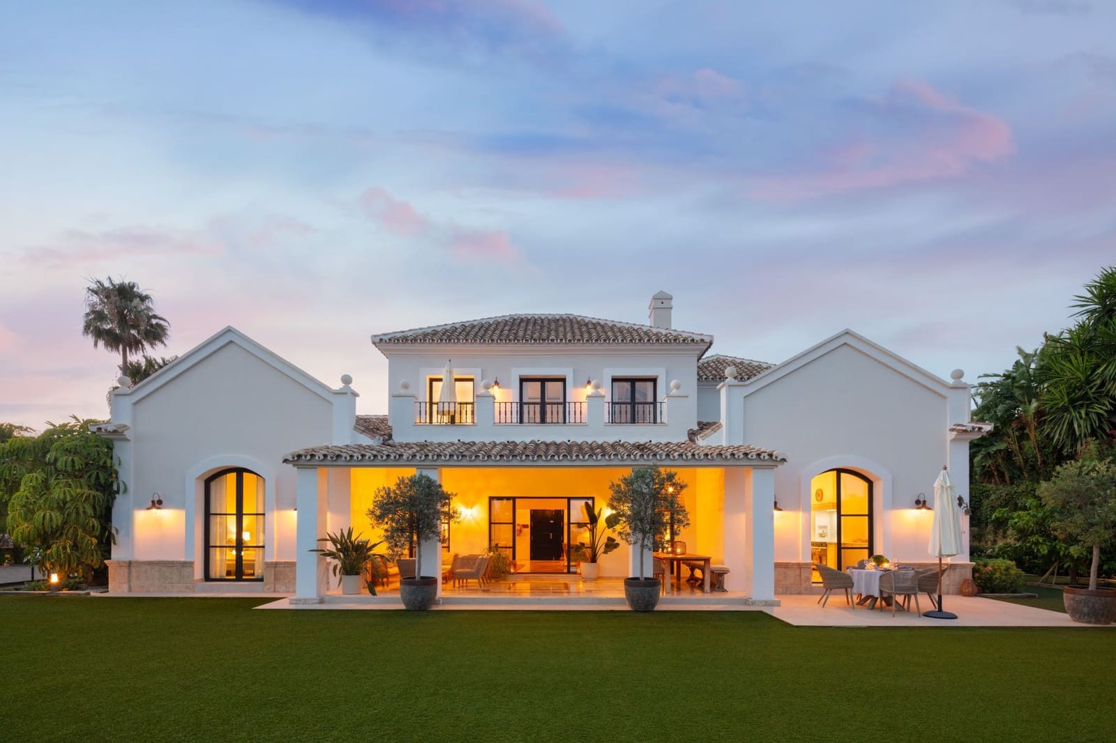 5 quarto Moradia para venda em Benahavis com piscina garagem - 3 800 000 € (Ref: 8464266)