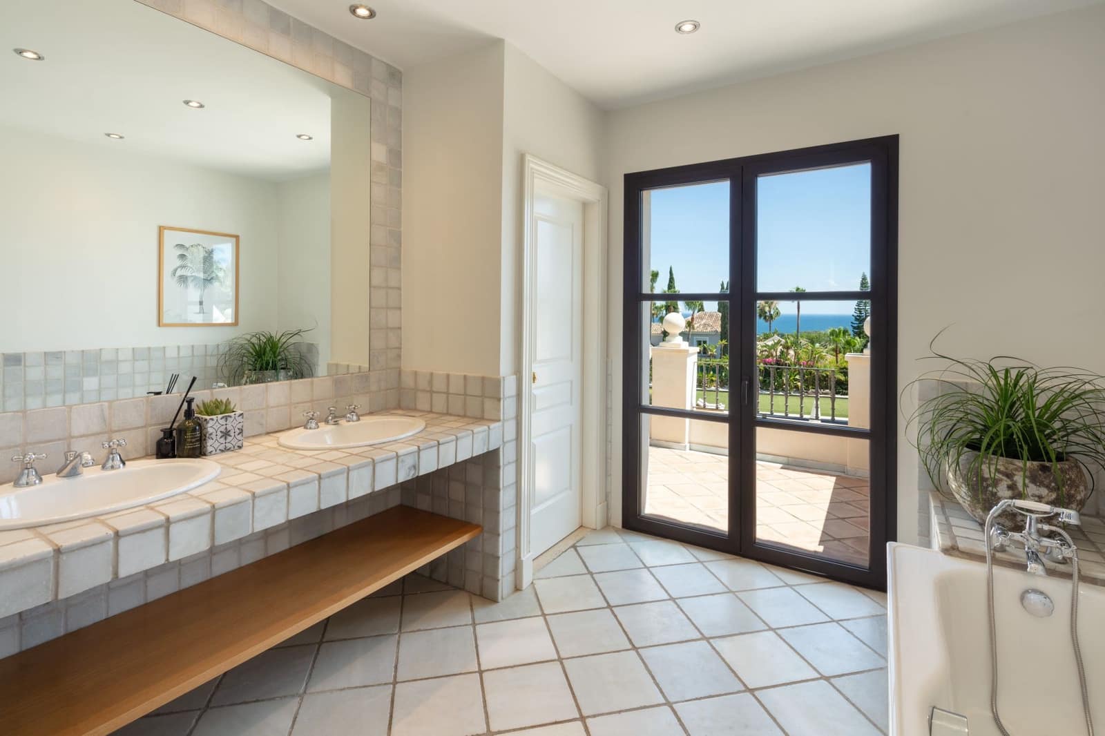 5 quarto Moradia para venda em Benahavis com piscina garagem - 3 800 000 € (Ref: 8464266)