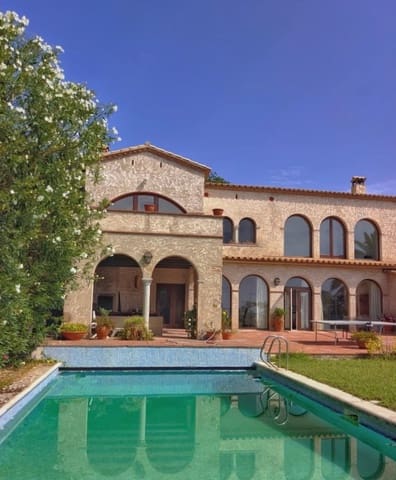 5 makuuhuone Huvila myytävänä paikassa Castell-Platja d'Aro mukana uima-altaan 
autotalli - 1 250 000 € (Ref: 8464273)