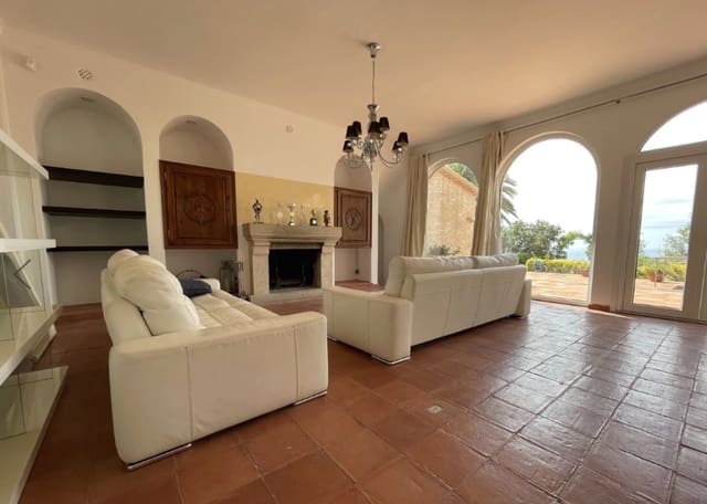 5 makuuhuone Huvila myytävänä paikassa Castell-Platja d'Aro mukana uima-altaan 
autotalli - 1 250 000 € (Ref: 8464273)