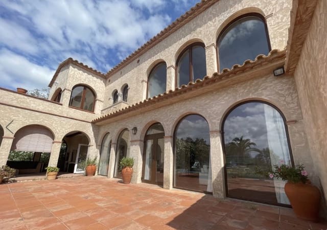 5 makuuhuone Huvila myytävänä paikassa Castell-Platja d'Aro mukana uima-altaan 
autotalli - 1 250 000 € (Ref: 8464273)