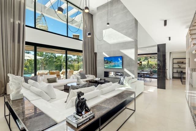 6 slaapkamer Villa te koop in Nueva Andalucia, Marbella met zwembad garage - € 6.750.000 (Ref: 8464275)