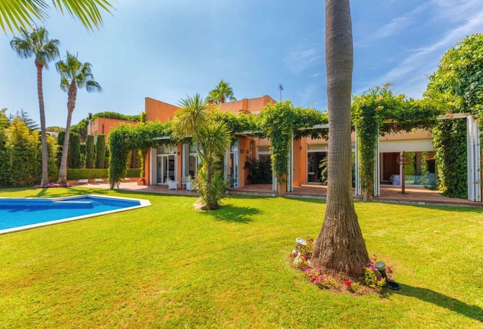 7 soveværelse Villa til salg i Sant Pol med swimmingpool garage - € 5.950.000 (Ref: 8464278)