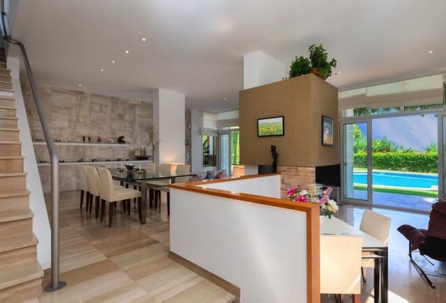 7 chambre Villa/Maison à vendre à Sant Pol, La Bisbal d'Empordà avec piscine garage - 5 950 000 € (Ref: 8464278)