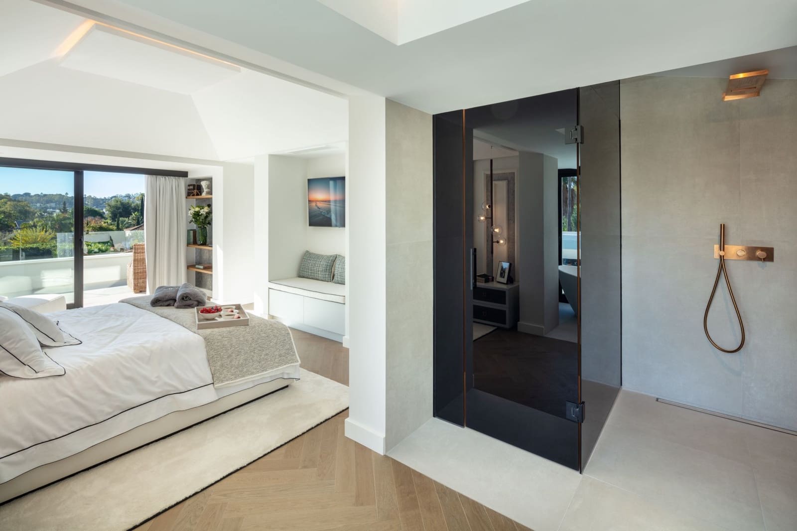 4 soverom Villa til salgs i Nueva Andalucia med svømmebasseng garasje - € 3 690 000 (Ref: 8464280)