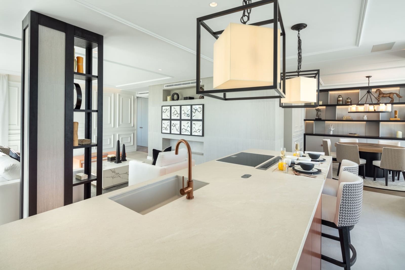 4 soverom Villa til salgs i Nueva Andalucia med svømmebasseng garasje - € 3 690 000 (Ref: 8464280)