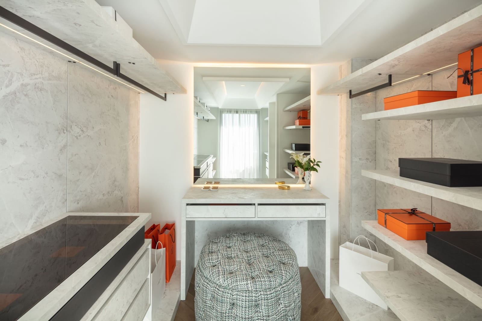 4 soverom Villa til salgs i Nueva Andalucia med svømmebasseng garasje - € 3 690 000 (Ref: 8464280)