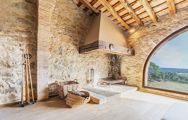 7 makuuhuone Maalaistalo myytävänä paikassa Agullana mukana uima-altaan 
autotalli - 1 300 000 € (Ref: 8464284)