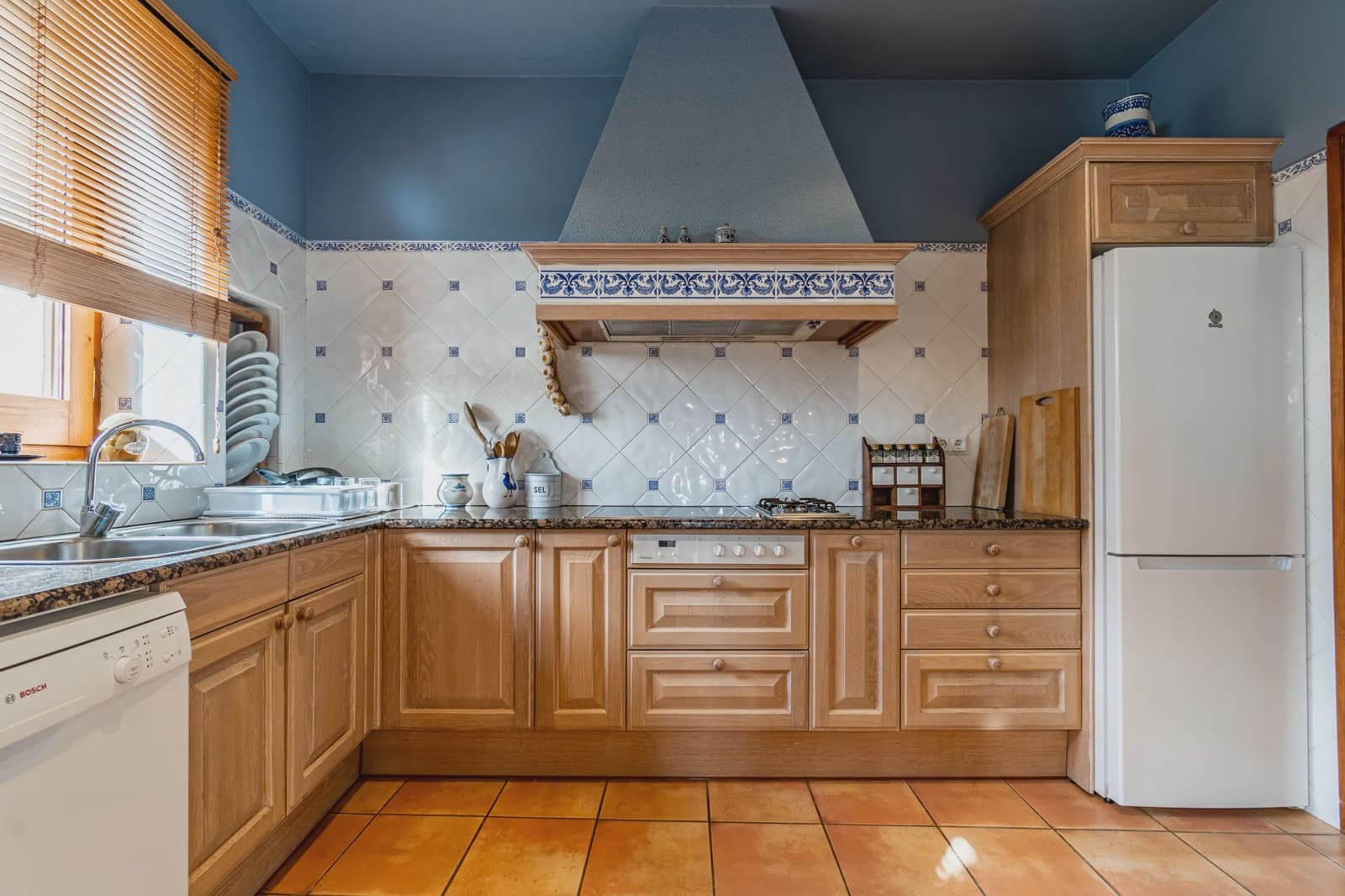 7 soveværelse Finca/Landehus til salg i Agullana med swimmingpool garage - € 1.300.000 (Ref: 8464284)