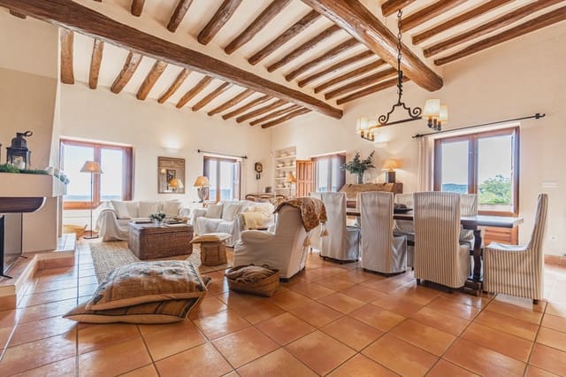 7 makuuhuone Maalaistalo myytävänä paikassa Agullana mukana uima-altaan 
autotalli - 1 300 000 € (Ref: 8464284)