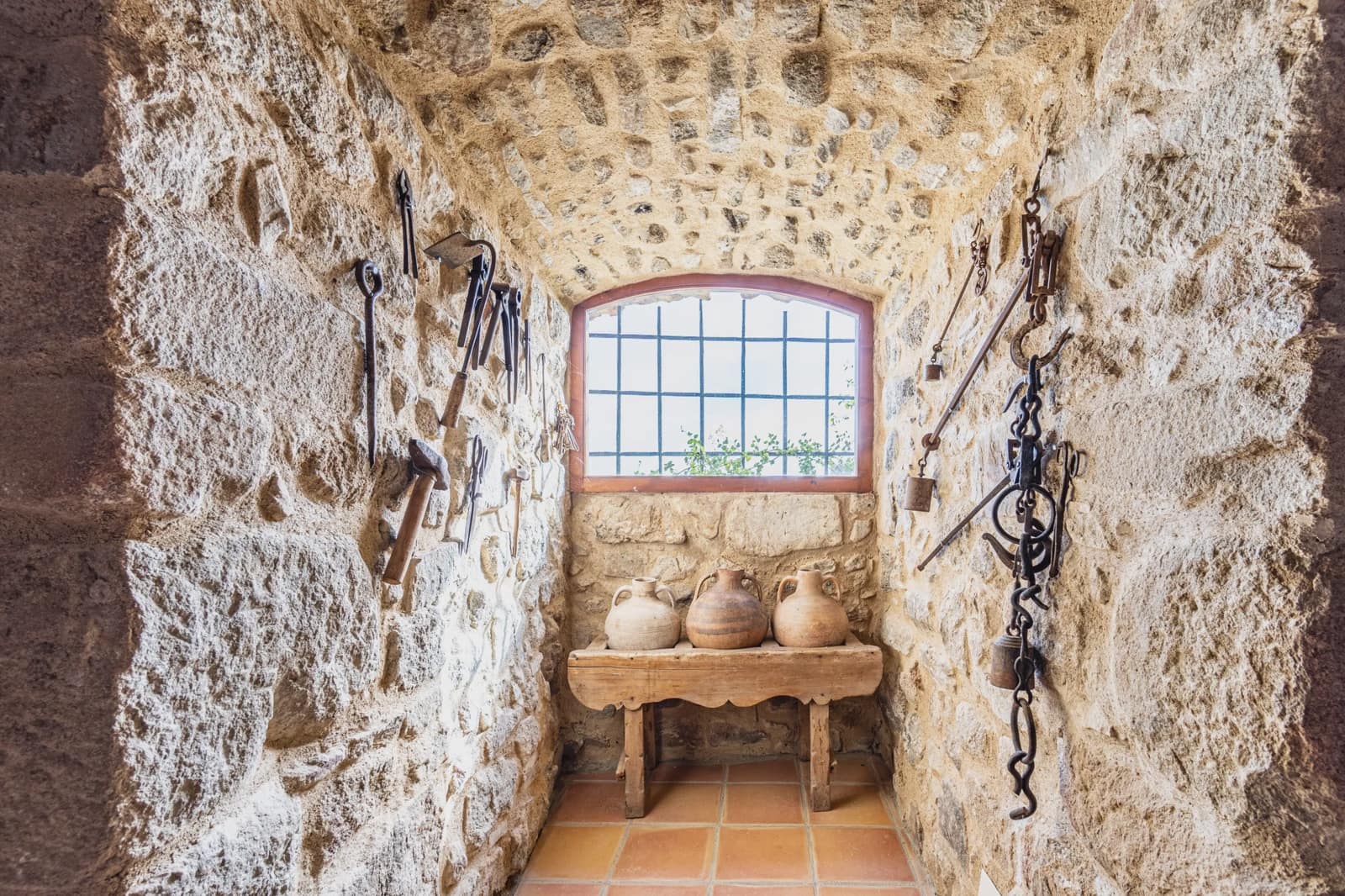 7 soveværelse Finca/Landehus til salg i Agullana med swimmingpool garage - € 1.300.000 (Ref: 8464284)