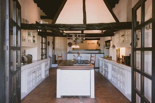 10 makuuhuone Huvila myytävänä paikassa San Jose / Sant Josep de Sa Talaia mukana uima-altaan 
autotalli - 5 800 000 € (Ref: 8464285)