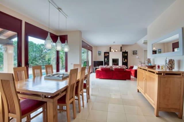 4 camera da letto Villa in vendita in Castell-Platja d'Aro con piscina garage - 795.000 € (Rif: 8464291)