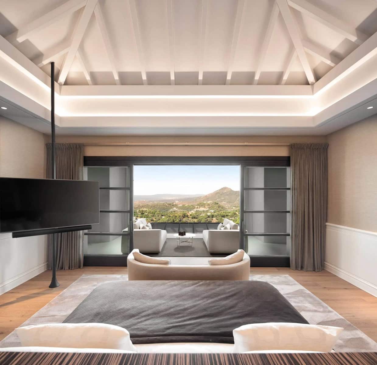 8 bedroom Villa for sale in La Zagaleta with pool garage - € 16,900,000 (Ref: 8464292)