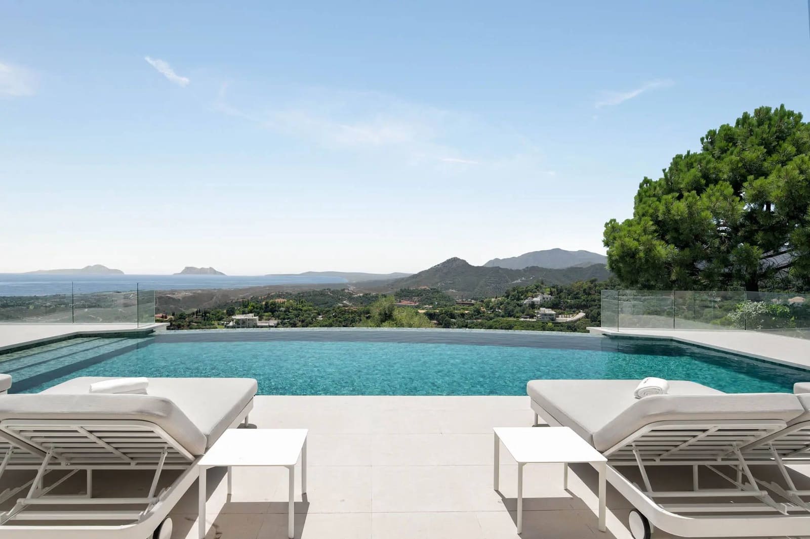 8 bedroom Villa for sale in La Zagaleta with pool garage - € 16,900,000 (Ref: 8464292)