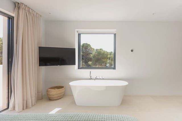 5 sovrum Villa till salu i Santa Eulalia / Santa Eularia med pool garage - 4 750 000 € (Ref: 8464293)