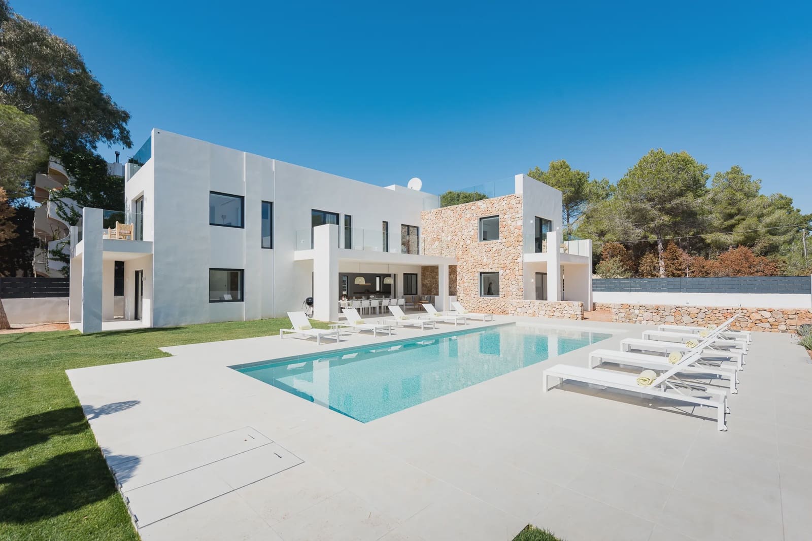 5 soverom Villa til salgs i Santa Eulalia / Santa Eularia med svømmebasseng garasje - € 4 750 000 (Ref: 8464293)