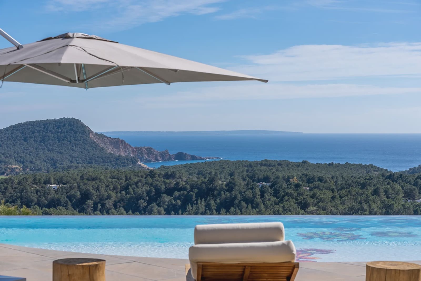 5 soveværelse Villa til salg i Es Cubells med swimmingpool garage - € 11.800.000 (Ref: 8464294)