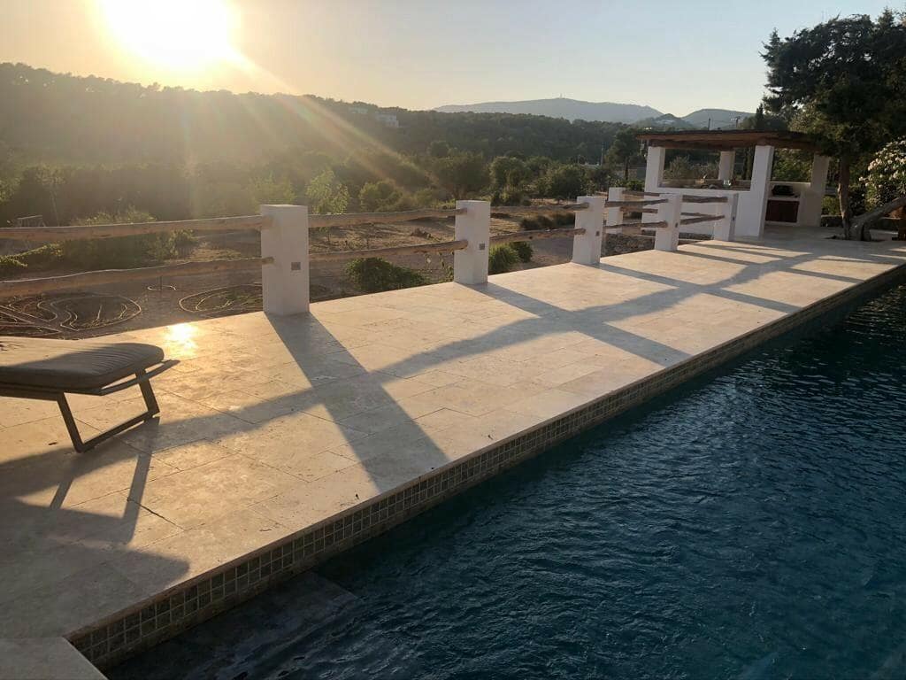5 soveværelse Villa til salg i Cala Jondal med swimmingpool garage - € 5.550.000 (Ref: 8464296)