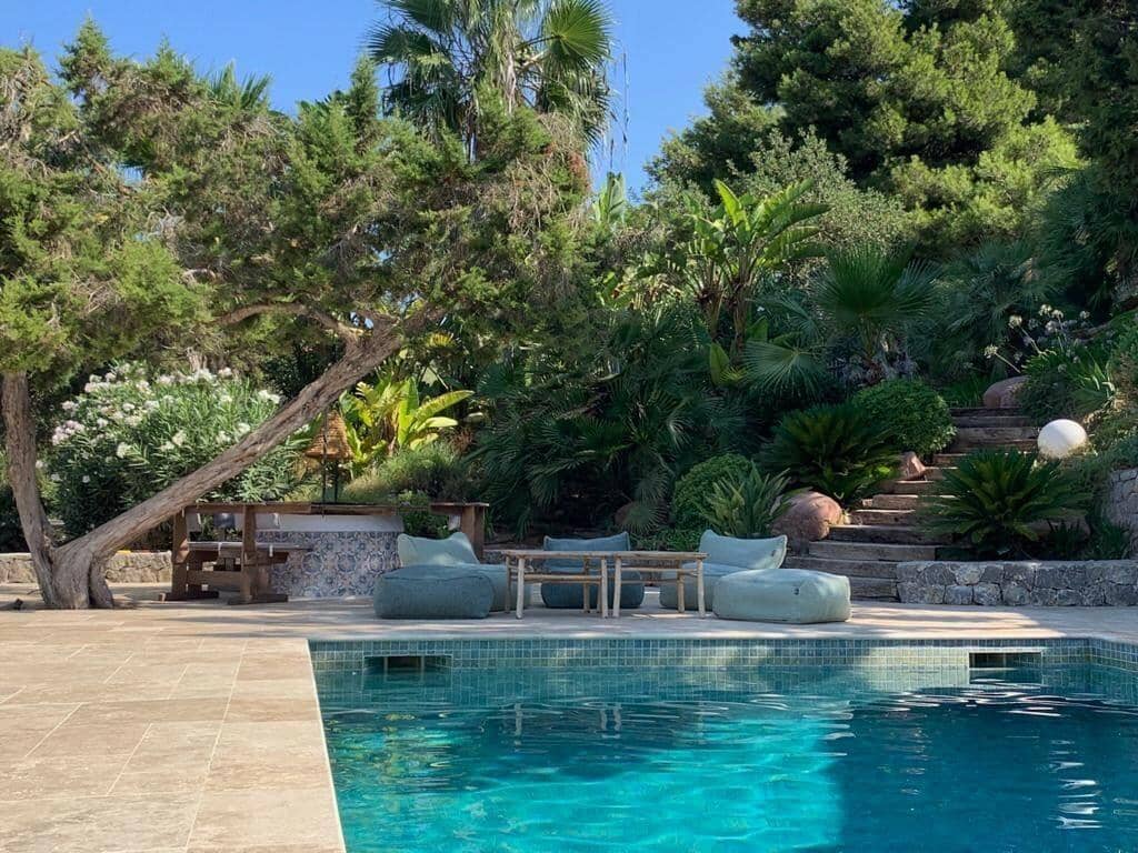 5 soveværelse Villa til salg i Cala Jondal med swimmingpool garage - € 5.550.000 (Ref: 8464296)