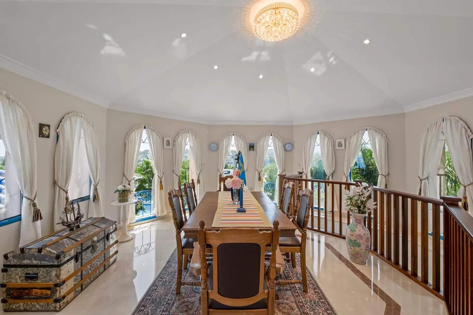 6 Zimmer Villa zu verkaufen in Marbella mit Pool Garage - 7.495.000 € (Ref: 8464297)