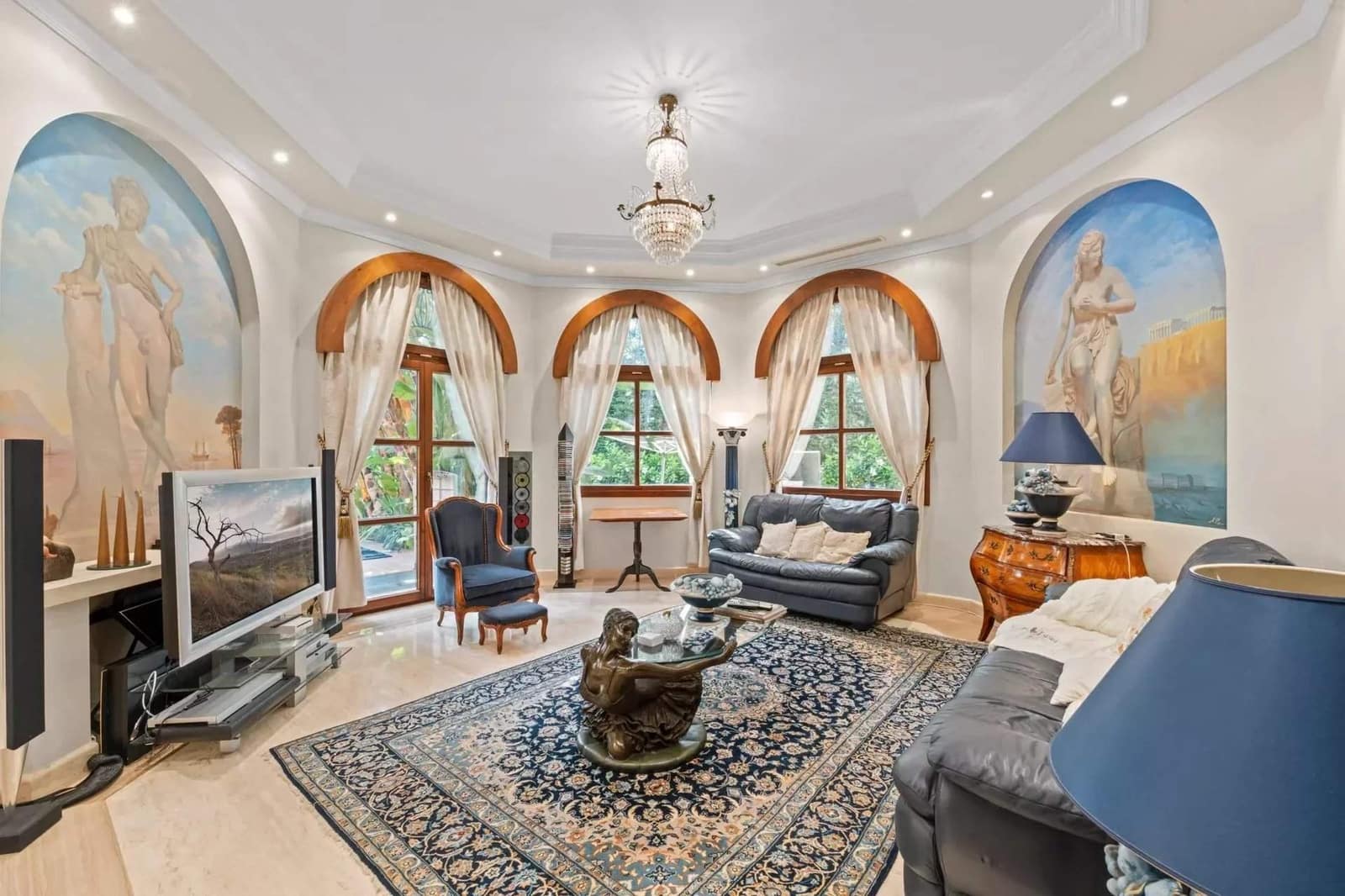 6 Zimmer Villa zu verkaufen in Marbella mit Pool Garage - 7.495.000 € (Ref: 8464297)