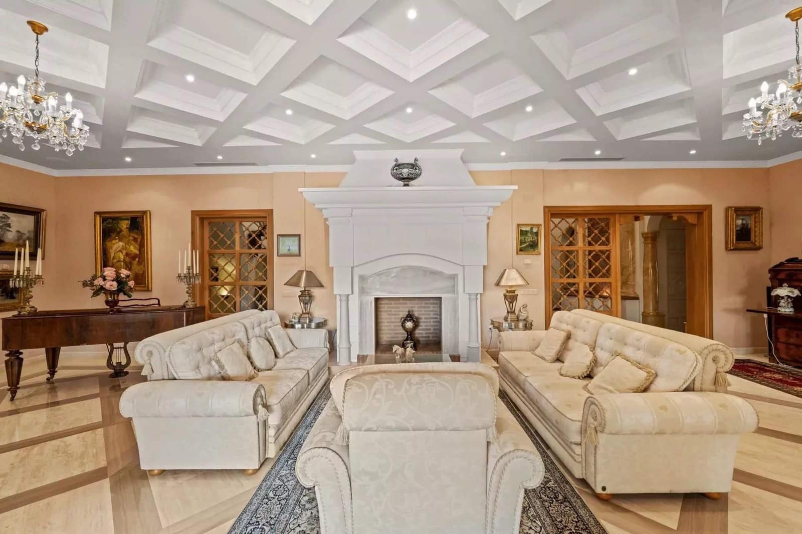 6 Zimmer Villa zu verkaufen in Marbella mit Pool Garage - 7.495.000 € (Ref: 8464297)