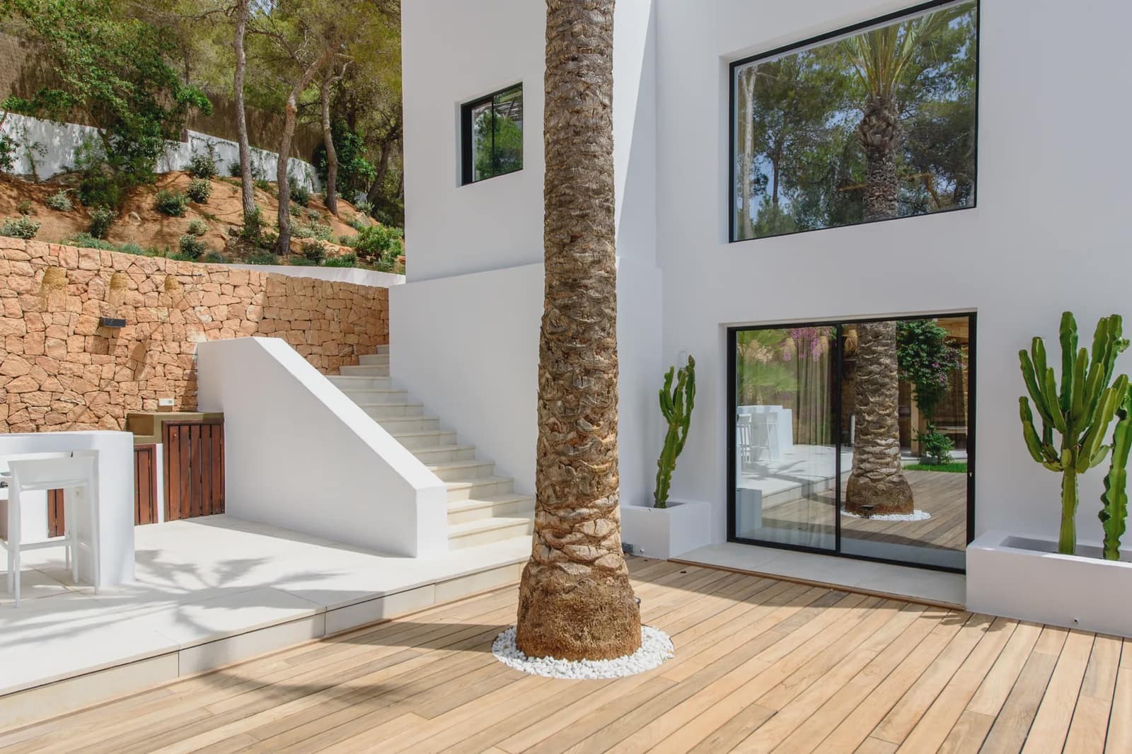 6 soveværelse Villa til salg i Es Cubells med swimmingpool garage - € 5.450.000 (Ref: 8464300)