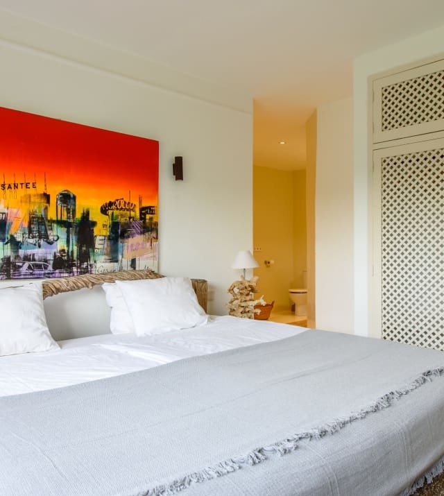 15 bedroom Villa for sale in Cap Martinet with pool garage - € 5,250,000 (Ref: 8464301)