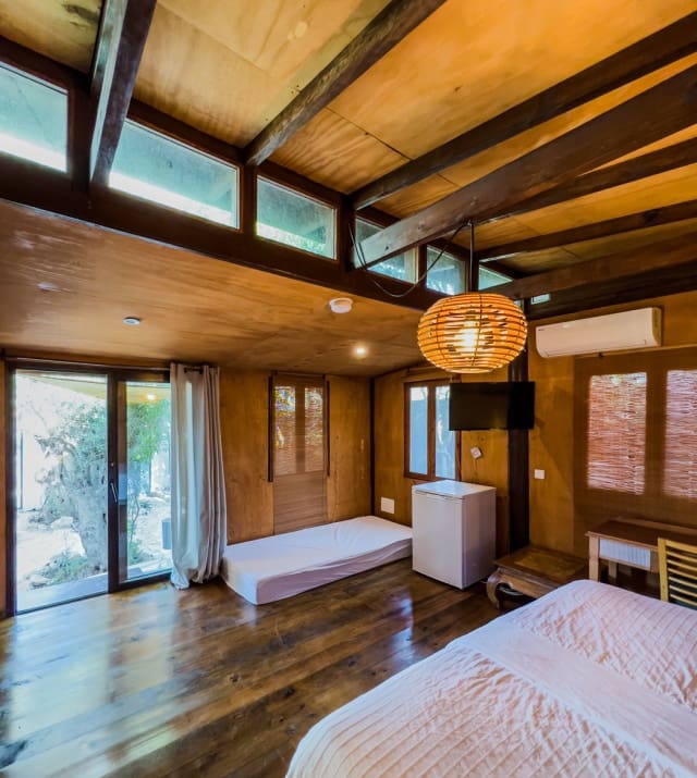 15 bedroom Villa for sale in Cap Martinet with pool garage - € 5,250,000 (Ref: 8464301)